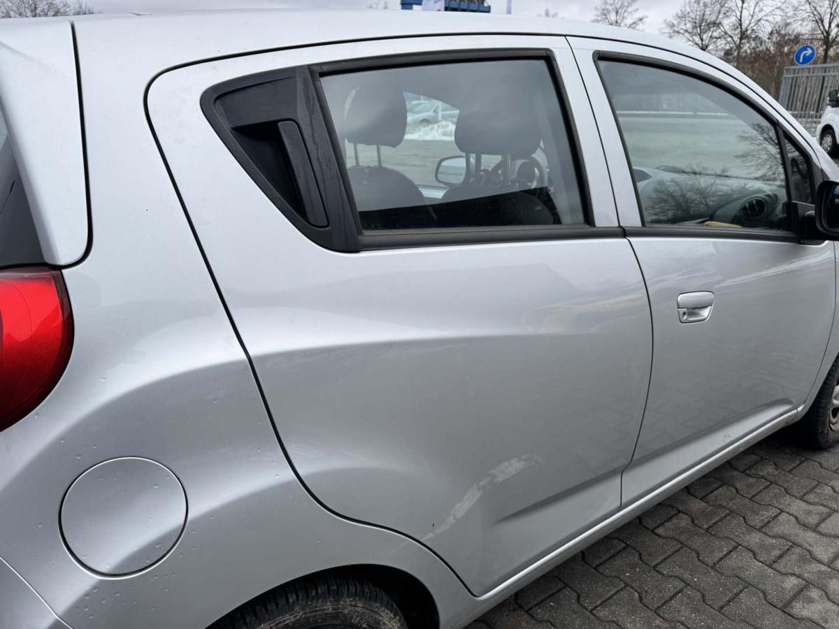 Chevrolet Spark original T&uuml;r hinten rechts GAN Ice Silver Met Rohbau Bj.2013